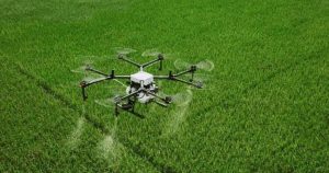 drone untuk menyemprot lahan